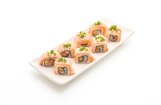 Gegrillte Lachs-Sushi-Rolle