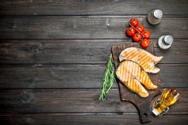 Fischbrett Bilder - Kostenloser Download auf Freepik