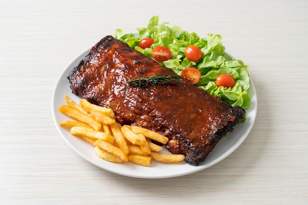 Gegrilltes Barbecue Ribs Schweinefleisch