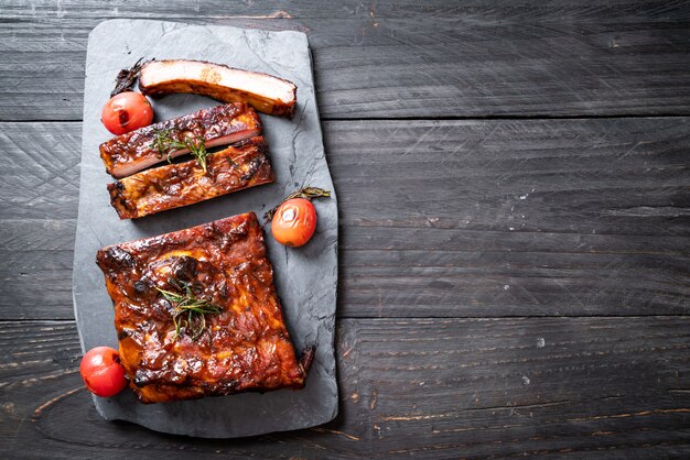 Gegrilltes Barbecue Ribs Schweinefleisch