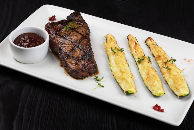 Gegrilltes Black Angus Steak New York