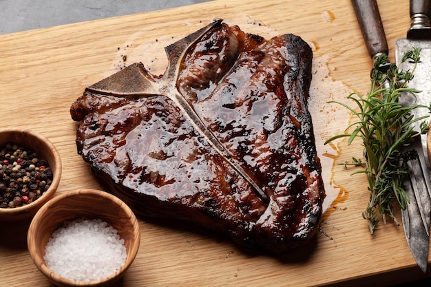 Gegrilltes Porterhouse Beefsteak Tbone