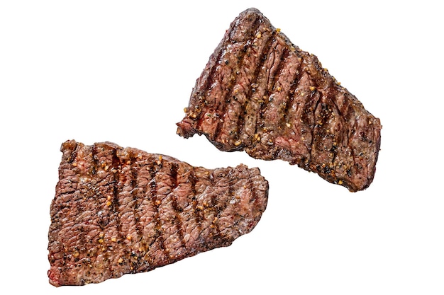 Gegrilltes Rumpsteak mit Gewürzen BBQ Beef isoliert auf weißem Hintergrund