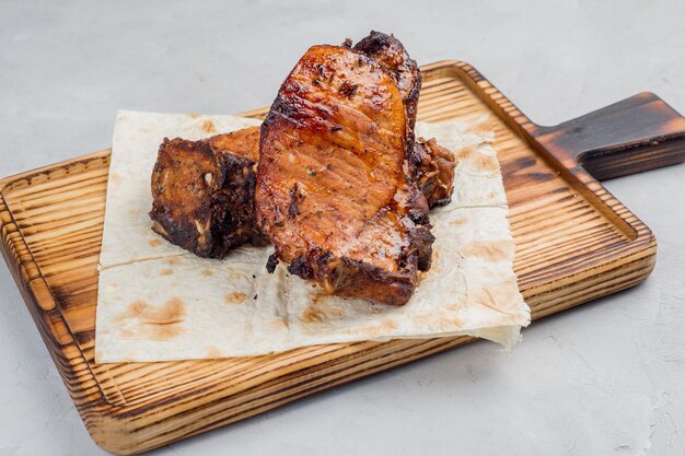 Gegrilltes Steak am Knochen