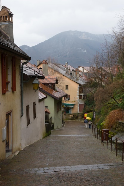 Gehweg in der Stadt Annecy