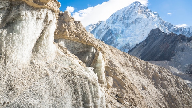 geleira no acampamento base do Everest no Nepal