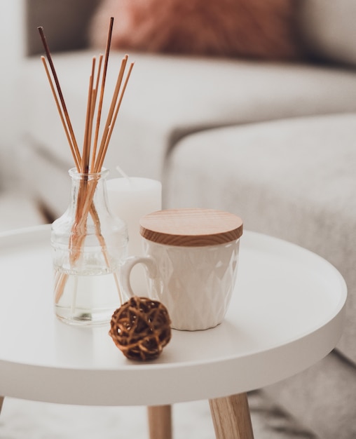 Foto gemütliche wohnkultur im innenraum mit einer tasse tee