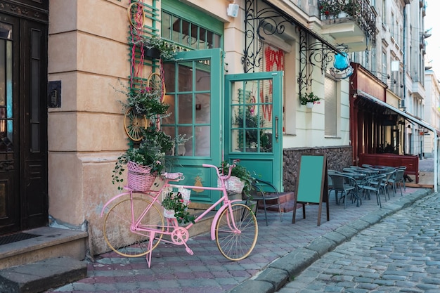 Gemütliches Café in der Stadt Lemberg