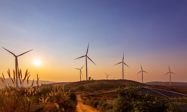 Foto generación de energía de turbinas eólicas