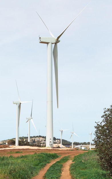 Generadores de viento en el monte Gilboa en Israel