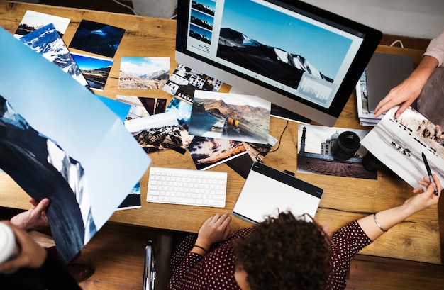 Foto gente de negocios diversa trabajando