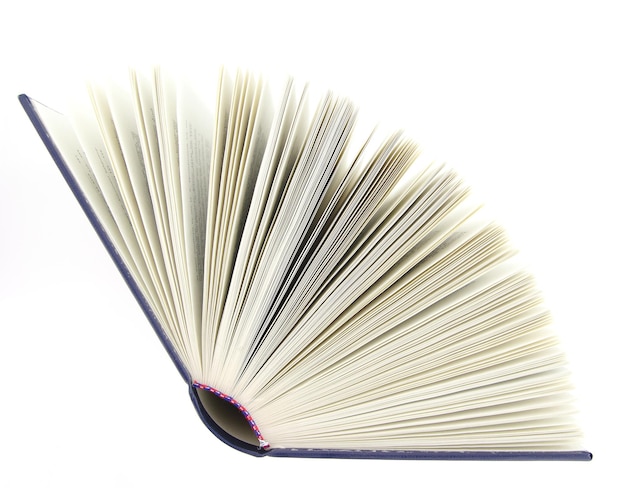 Geöffnetes Buch lokalisiert über weißem Hintergrund