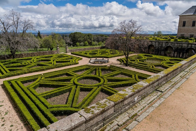 Geometrische Gärten des königlichen Klosters El Escorial