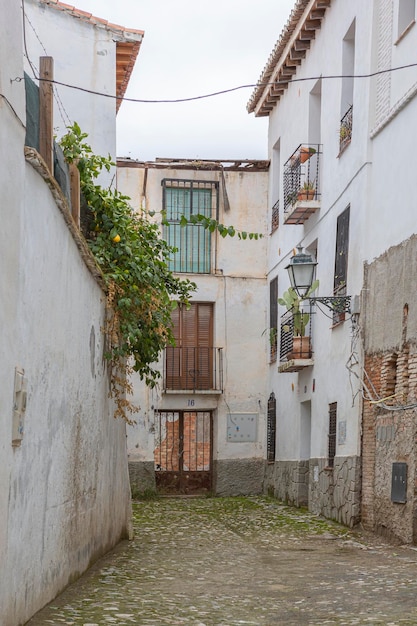 Gepflasterte Straße des Stadtteils Sacromonte in Granada Gemeinschaft von Andalusien Spanien