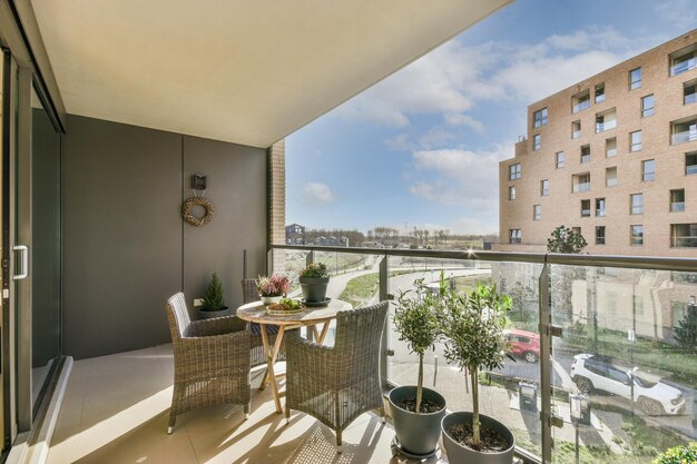 Geräumige Sitzecke im Balkon