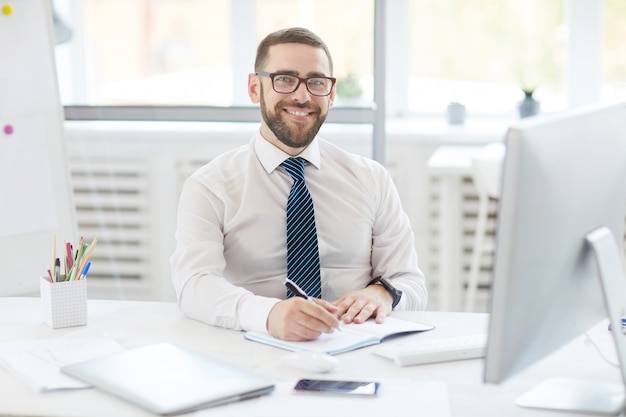 Gerente positivo en el trabajo