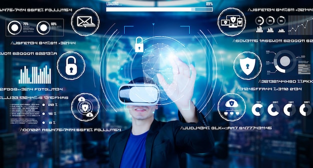 El gerente señala el holograma del sistema de seguridad y está de pie en la oficina Ingenuity