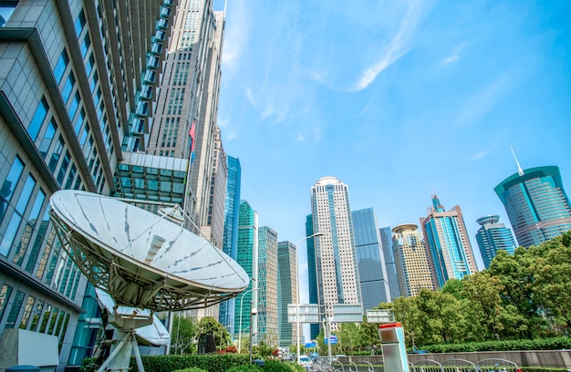 Foto geschäftsgebäudebüro im lujiazui finanzbezirk, shanghai