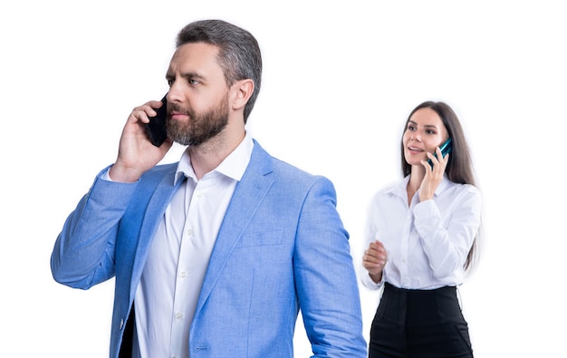 Geschäftsleute haben einen Geschäftsanruf in Formalkleidung Foto von Geschäftsleuten haben einen Geschäftsanruf Geschäftsleute sind auf weißen Geschäftsleuten isoliert Geschäftsanruf im Studio