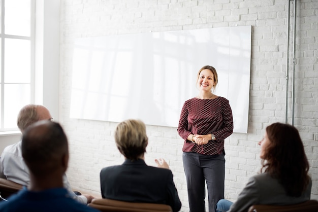 Geschäftsleute treffen Konferenz Brainstorming-Konzept