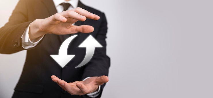 Foto geschäftsmann, der ein dokumentsymbol in seiner hand hält dokument management data system business internet technology concept. unternehmensdatenmanagementsystem dms