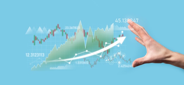 Geschäftsmann in der hand halten bankgeschäft finanzdiagramm und investieren in börseninvestitionspunkt, wirtschaftswachstum und investorenkonzept. analyse virtuelles börsendiagramm, analyse nach nutzungstechnologie