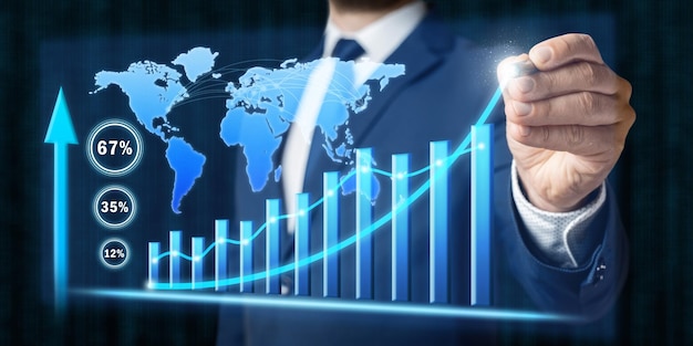 Geschäftsmann zeichnet Wachstumsdiagramm des Geschäfts Geschäftsentwicklung und Planungserfolgskonzept