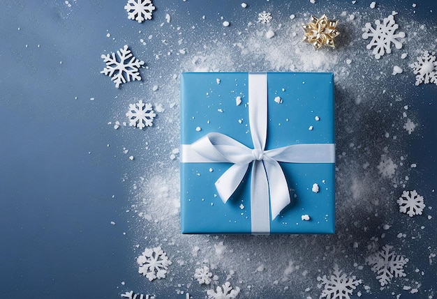 Geschenk-blaue Box auf blauem Hintergrund, Weihnachts- und Neujahrs-Kopierraum, der unter anderem generiert wurde