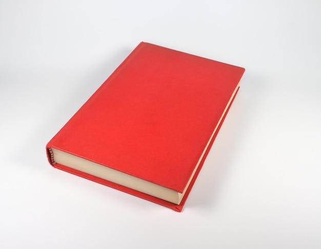Geschlossenes rotes Buch