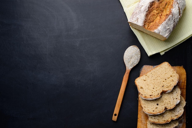 Geschnittener hausgemachter Brotkopienraum