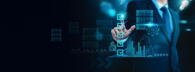 Gestión de datos a través de la evaluación en línea de las empresas utilizando una interfaz virtual