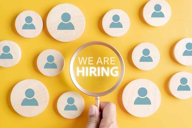 Gestión de recursos humanos o gestión de recursos humanos selectiva y aceptar al gerente para el desarrollo humano liderazgo de contratación y concepto de grupo objetivo de clientes