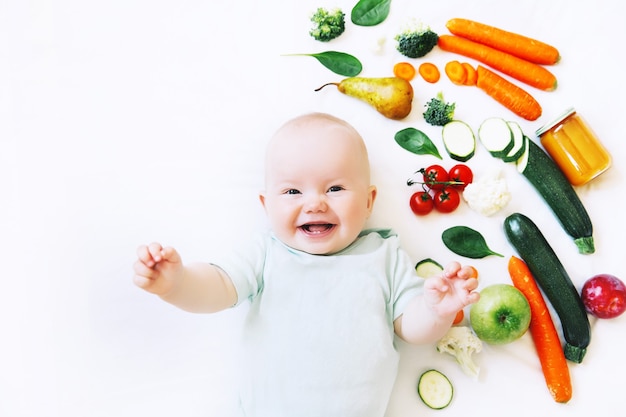 Gesunde Kinderernährung Lebensmittel Hintergrund Baby erste feste Ernährung