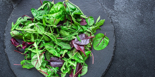 Gesunder Salat, Blätter mischen Salat