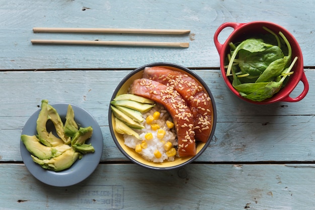 Gesunder Salat zum Abendessen