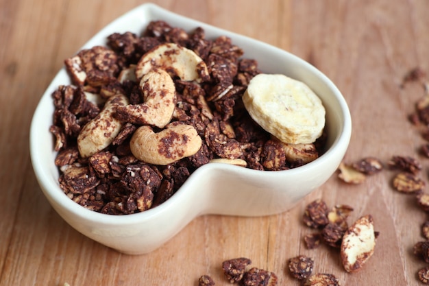 gesundes Müsli mit Cashew