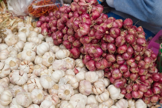 Gewöhnlicher Knoblauch