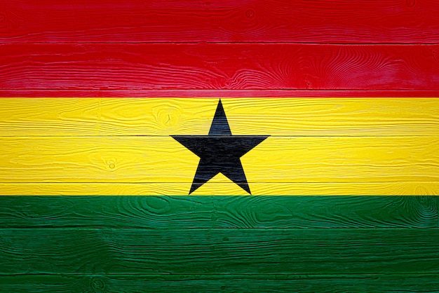 Ghana Flagge auf Holzbrettern gemalt