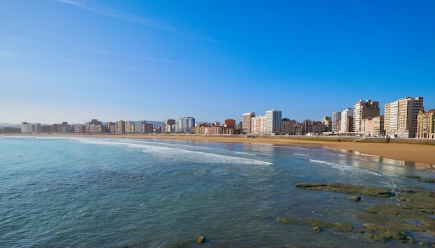 Gijón playa san lorenzo astúrias espanha