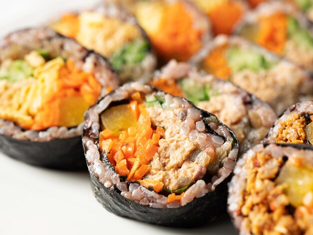 Gimbap Koreanisches Reisrollengericht