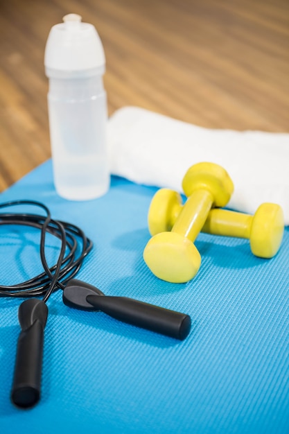 Gimnasio sin interior de personas.