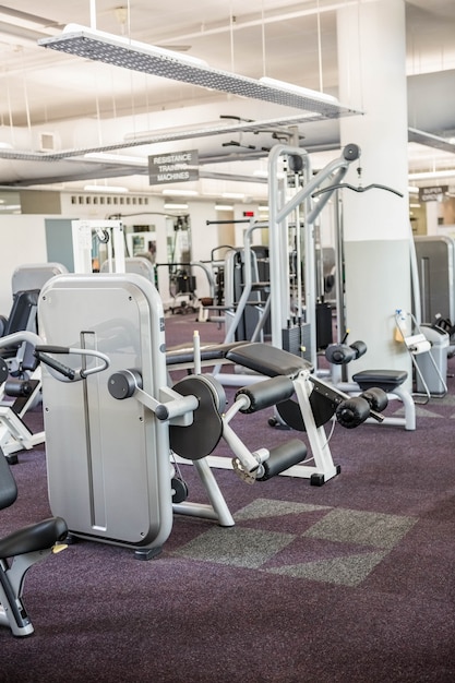 Gimnasio sin interior de personas.