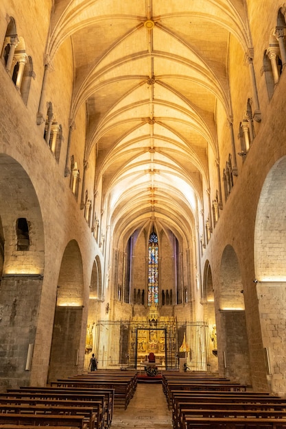 Girona mittelalterlicher Stadtinnenraum der Basilika von San Felix Costa Brava von Katalonien