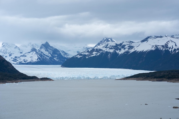 Foto glaciar iceberg hielo argentina patagonia