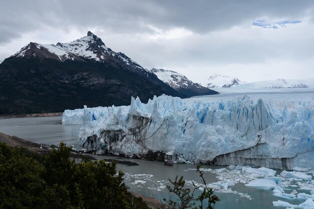 Foto glaciar iceberg hielo argentina patagonia