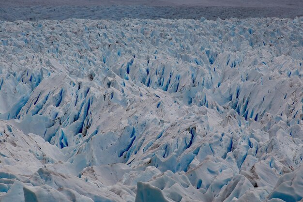 Foto glaciar perito moreno en el parque nacional de los glaciares en la patagonia argentina glaciar de hielo azul hielo antiguo el calafate patagonia