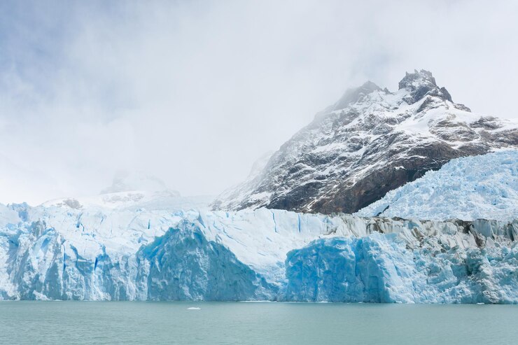 Foto glaciar spegazzini vista desde el lago argentino paisaje de la patagonia argentina