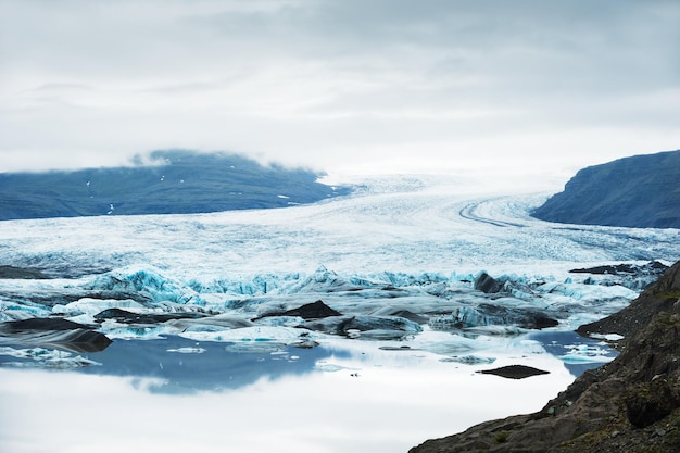 Glaciar Vatnajokull, lago glaciar Hoffellsjokull. Sur de Islandia.