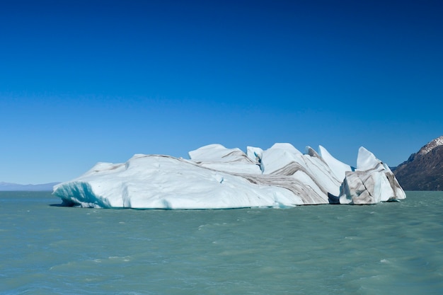 Glaciar Viedma y el lago del mismo nombre, Parque Nacional Glaciar, Patagonia, Argentina