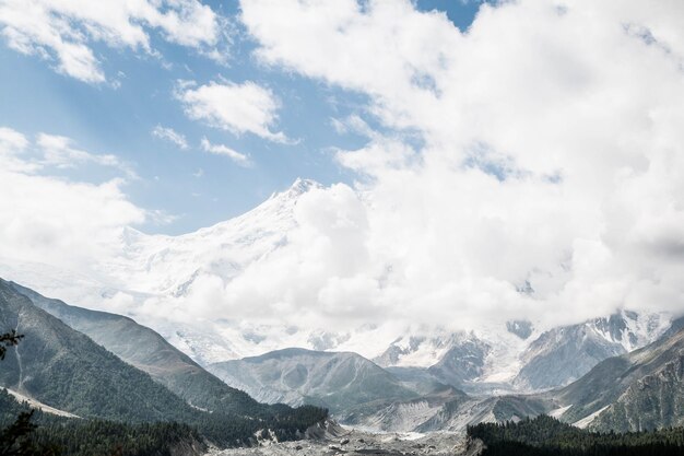 Glacier Fairy Meadows Vista de las montañas Nanga Parbat